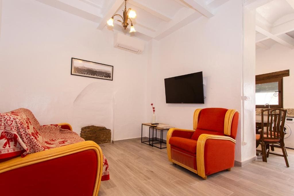 Apartment - Ground Floor room - Image 2
