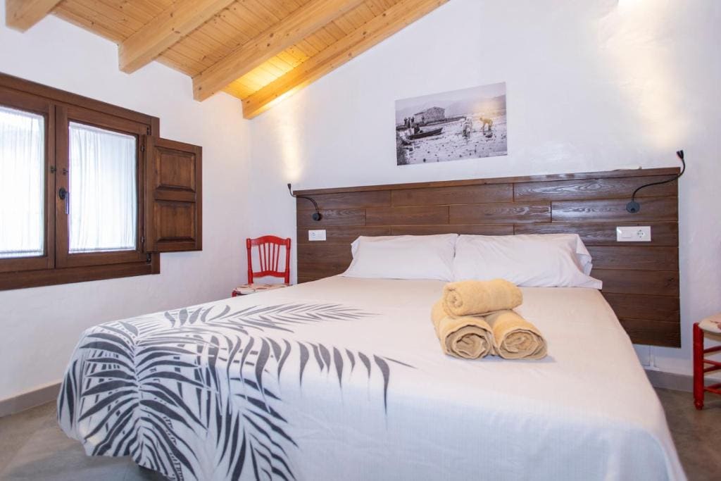 Penthouse Apartment room - Image 1