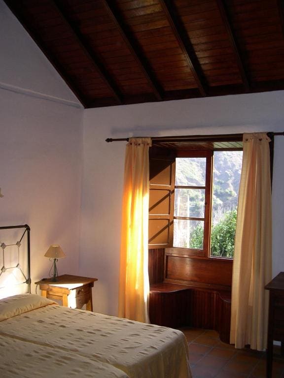 Two-Bedroom Cottage (4 Adults) room - Image 1