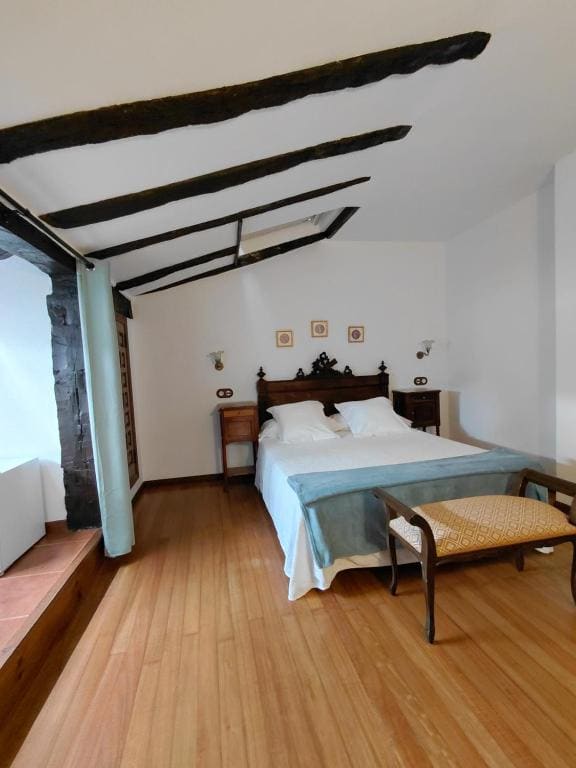 Double or Twin Room with Bathroom room - Image 3