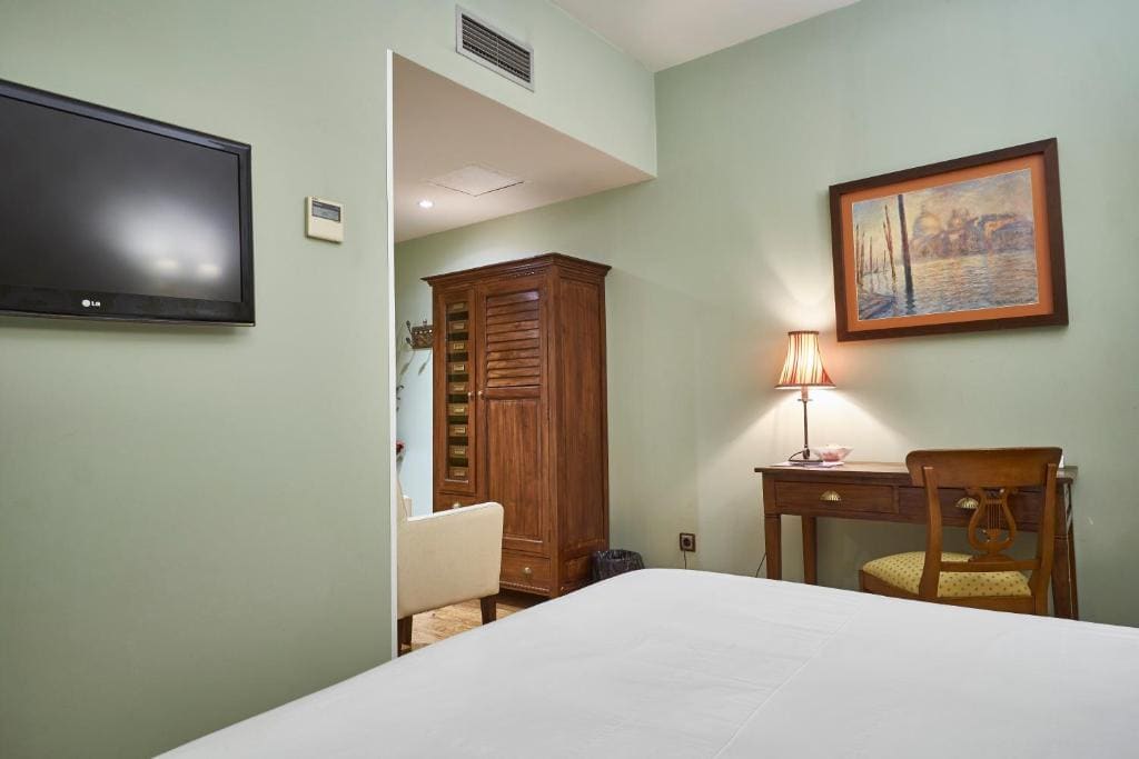 Double Room room - Image 3