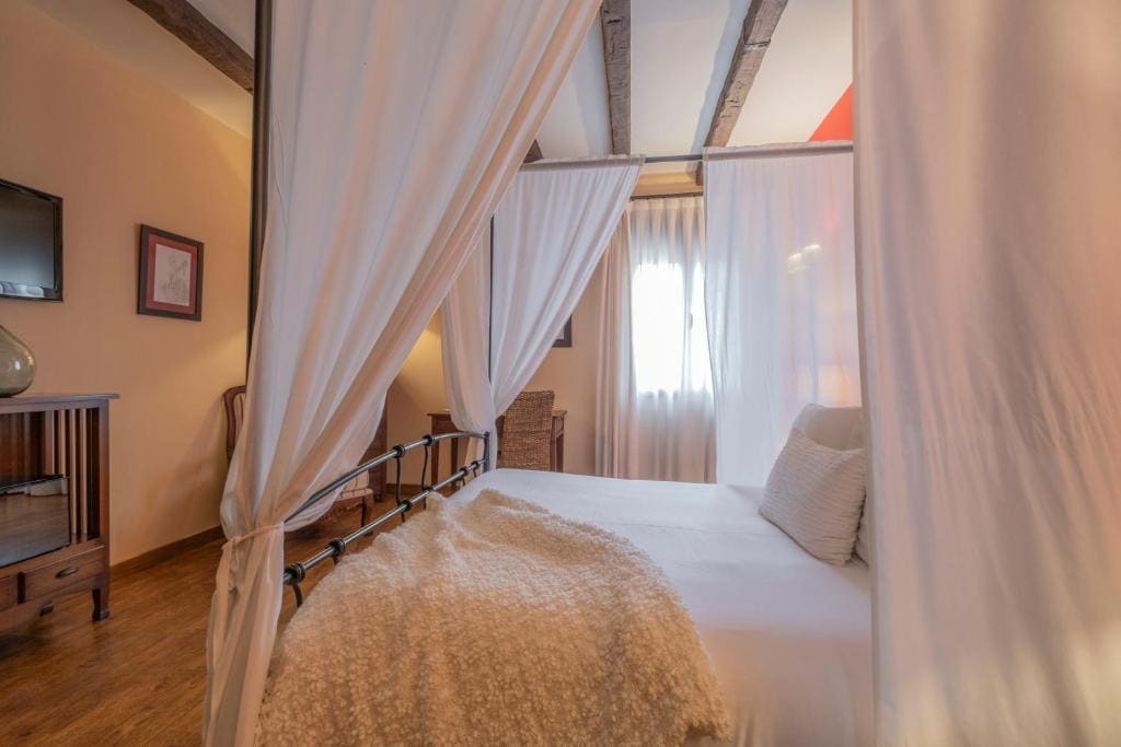 Quadruple Room room - Image 1