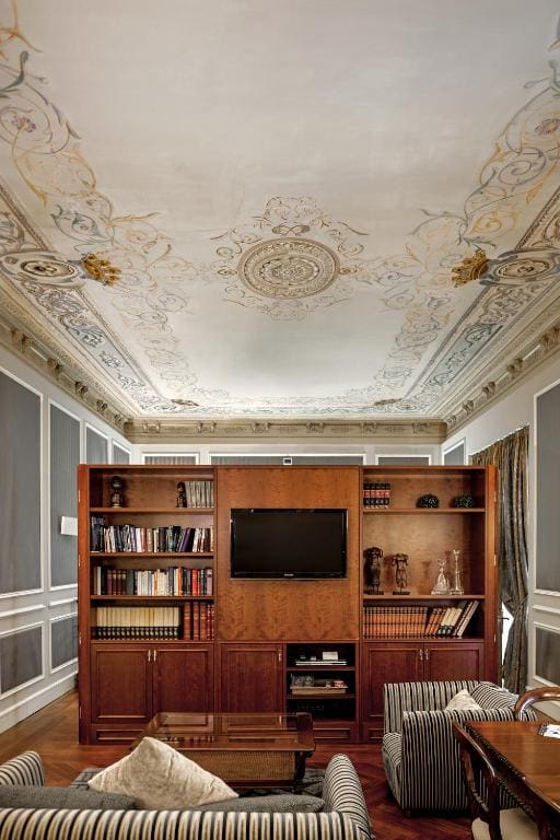 Imperial Suite room - Image 3