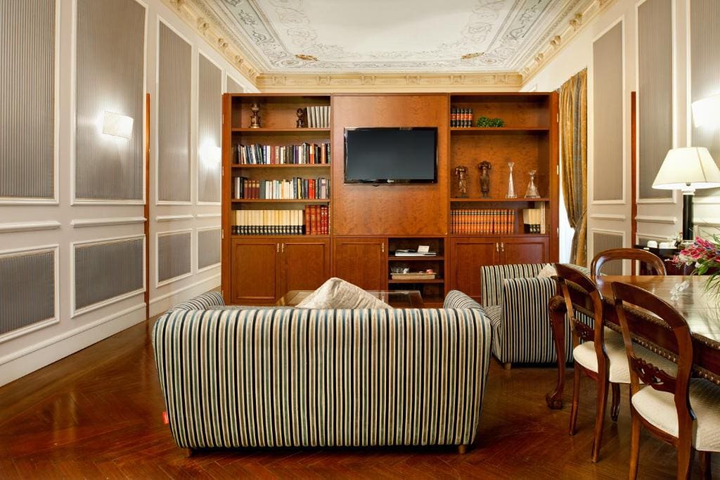 Imperial Suite room - Image 2