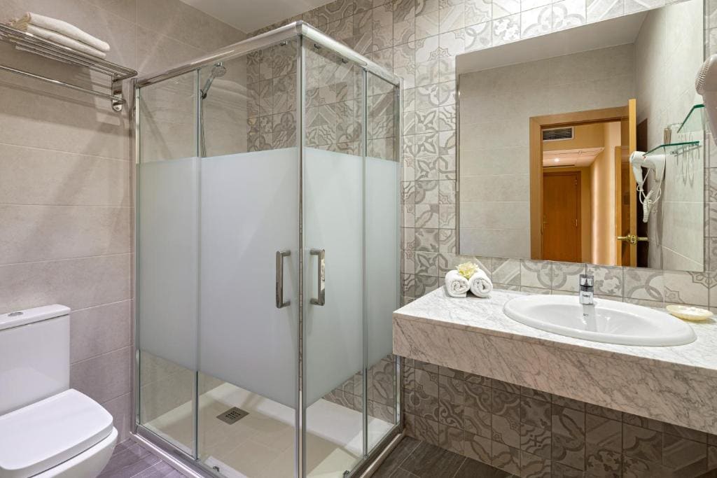 Triple Room room - Image 3