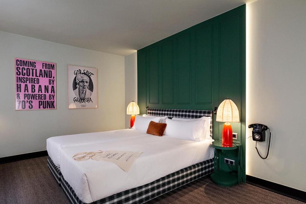 Deluxe Double Room room - Image 2