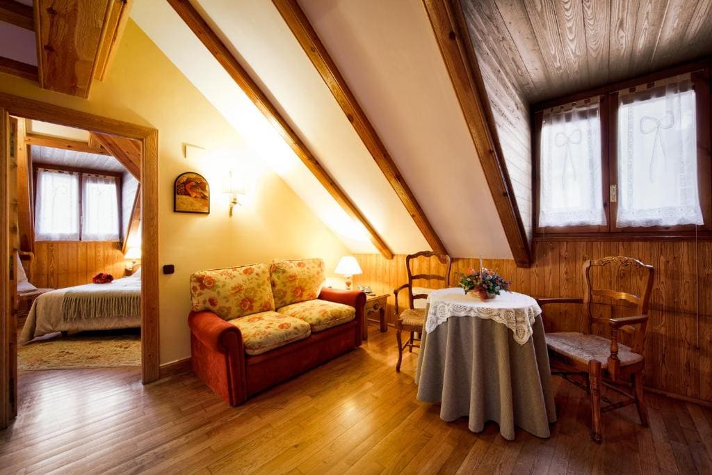 Suite room - Image 2