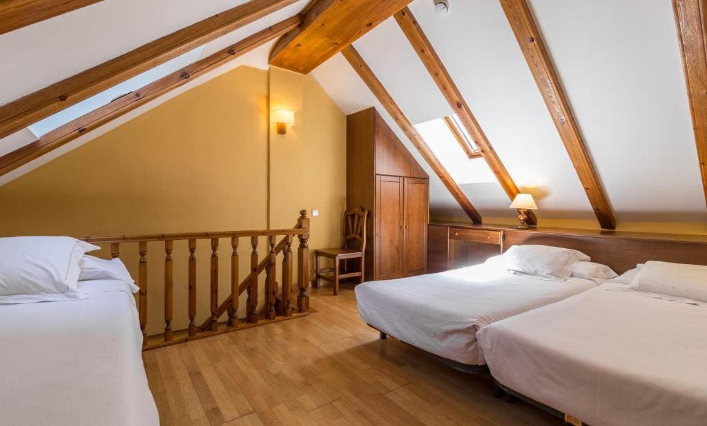 Suite room - Image 1