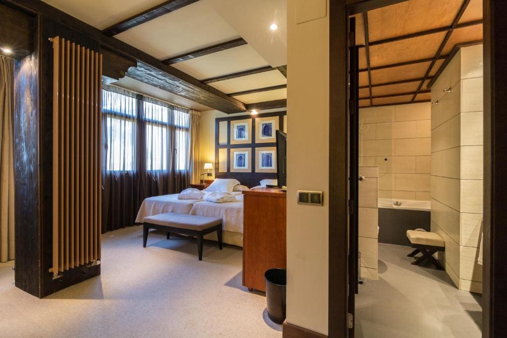 Junior Suite room - Image 3