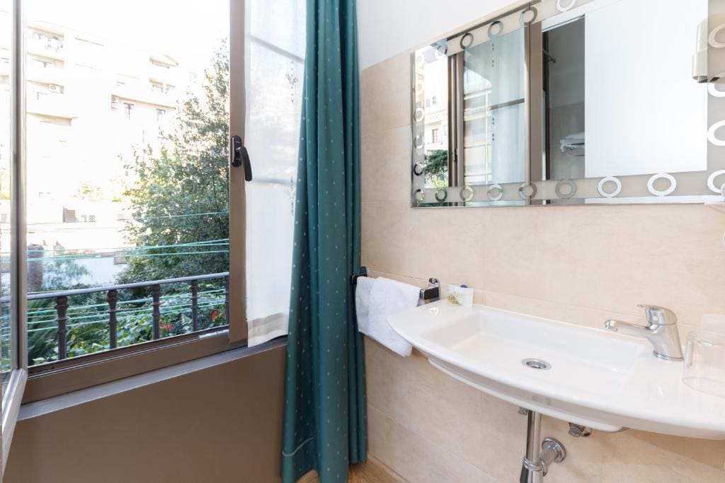 Triple Room room - Image 2