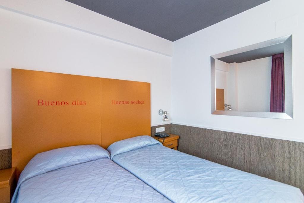 Double or Twin Room with Private Bathroom room - Image 1