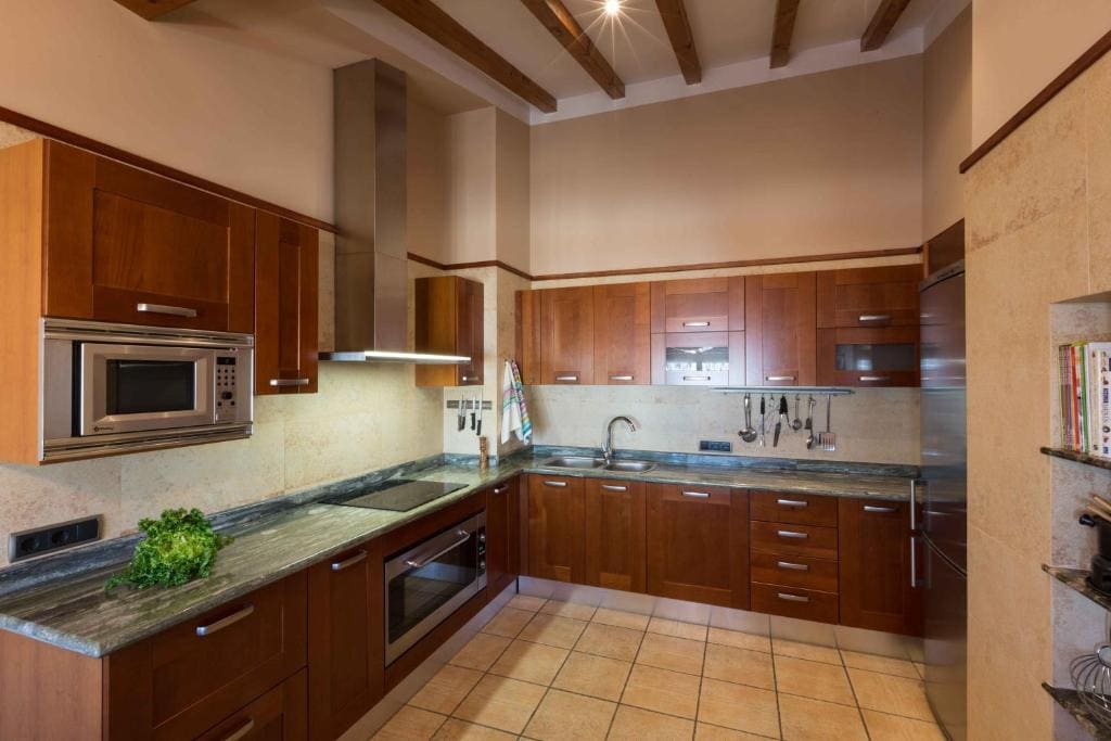 Penthouse Apartment room - Image 1