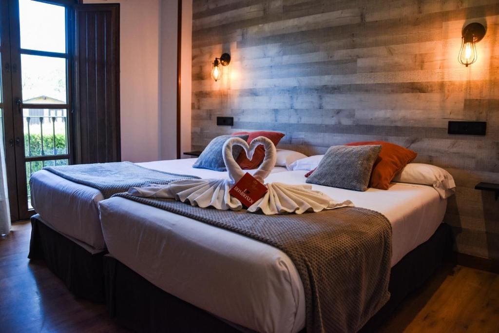 Double or Twin Room room - Image 1