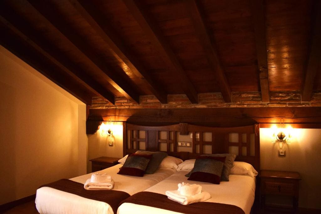 Double or Twin Room with Spa Access room - Image 2