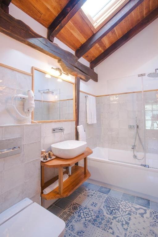 Superior Double Room room - Image 2