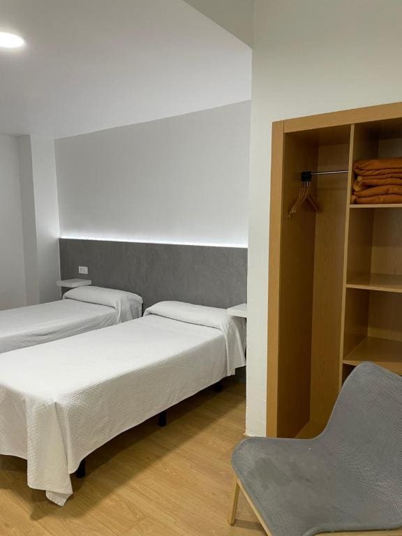 Double or Twin Room room - Image 2
