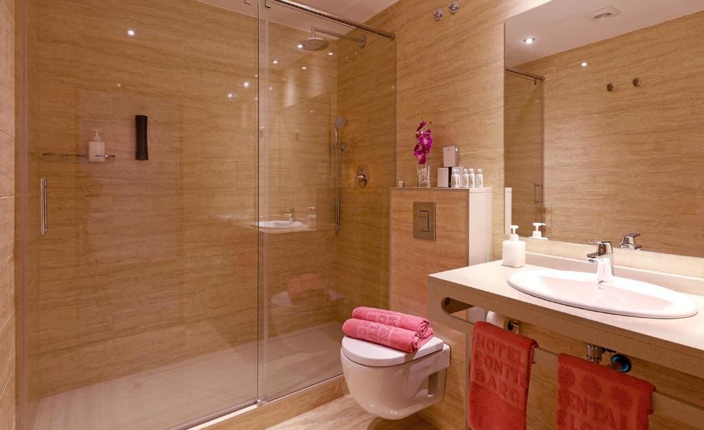 Superior Double or Twin Room with Garden View room - Image 3