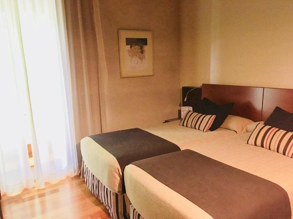 Double or Twin Room room - Image 3