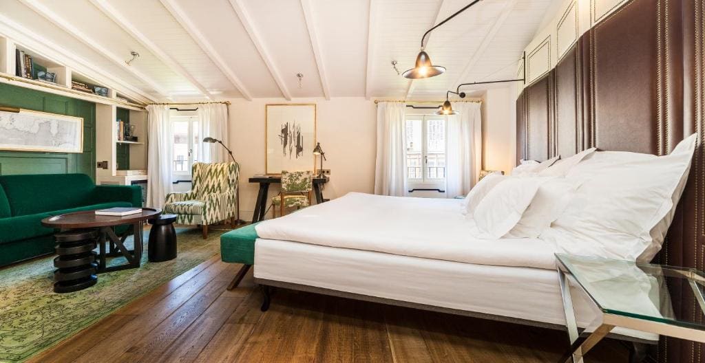 Junior Plaça Suite room - Image 1