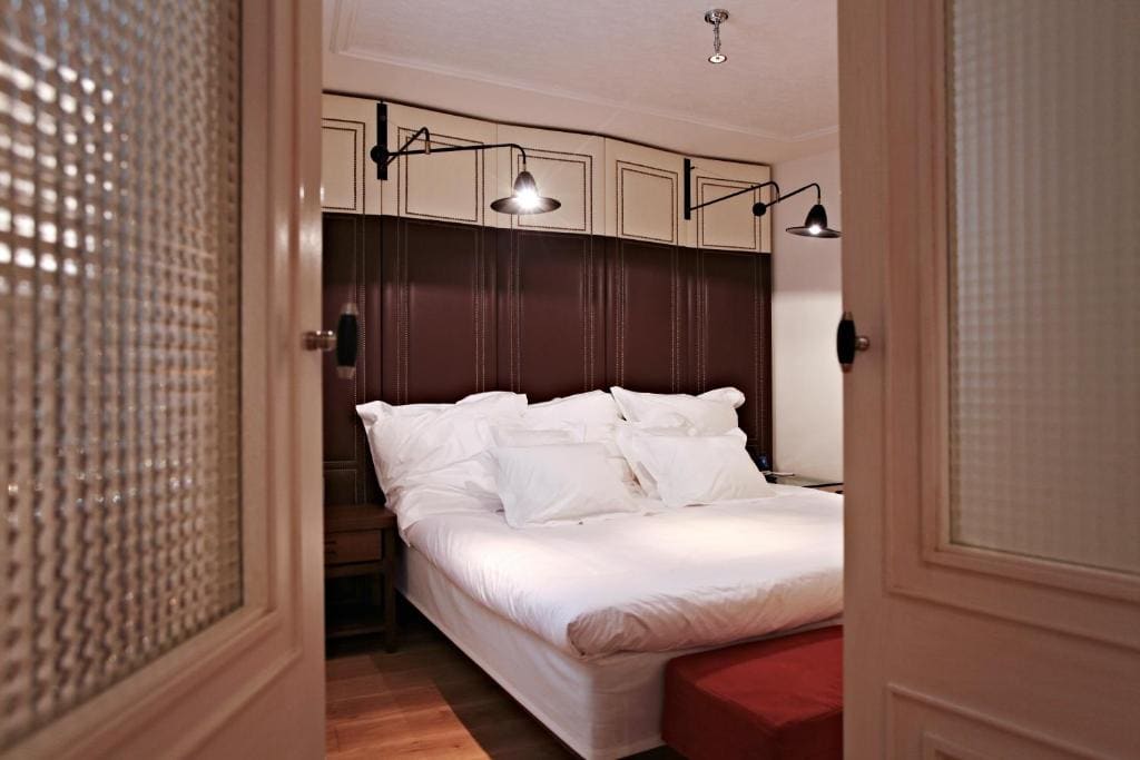 Intimate Suite room - Image 1