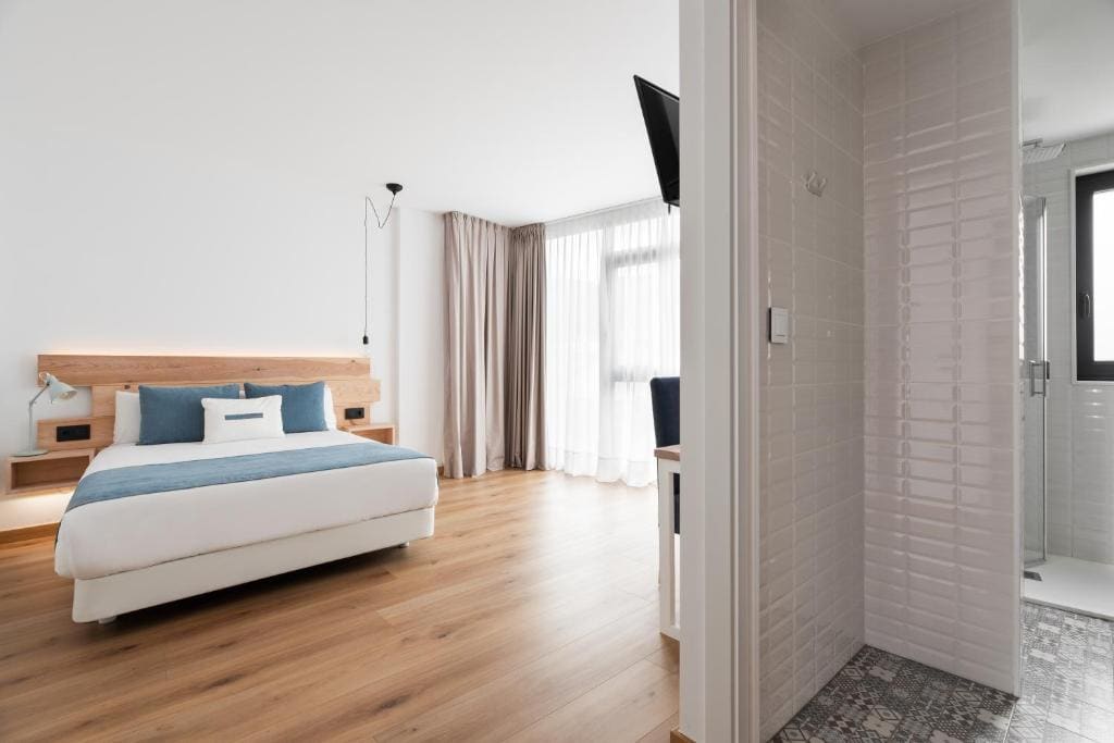 Standard Double with Villa View room - Image 1