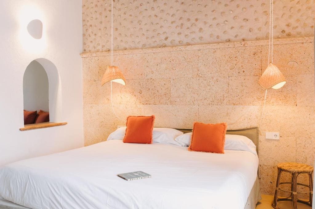 Large Double Room room - Image 3