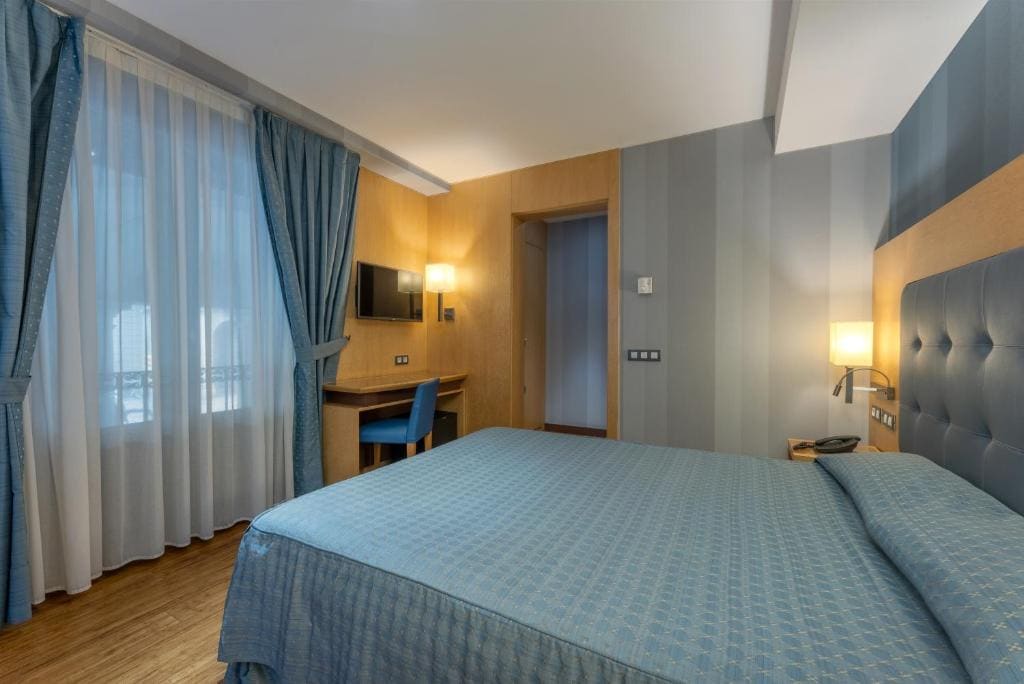 Double or Twin Room with Extra Bed room - Image 2