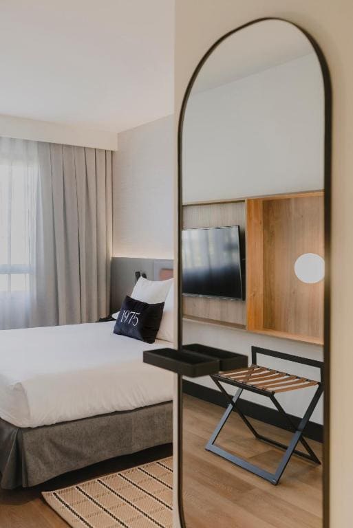 Double Room with City View room - Image 2