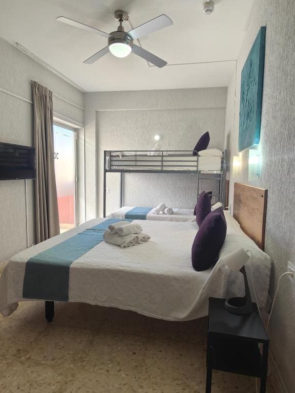 Quadruple Room with Balcony room - Image 1