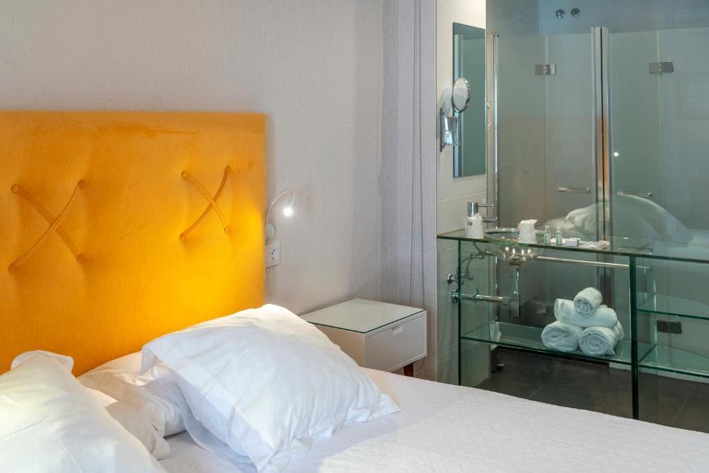 Economy Double Room with Patio View room - Image 1