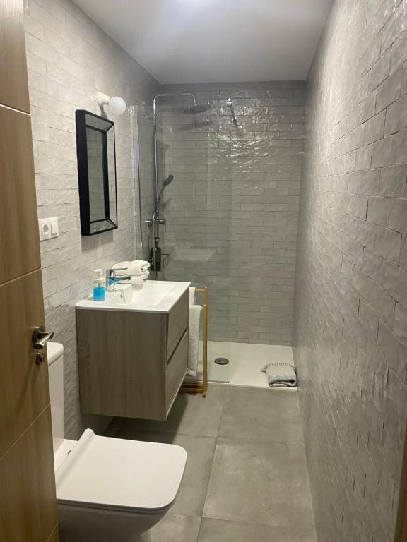 Double or Twin Room room - Image 2