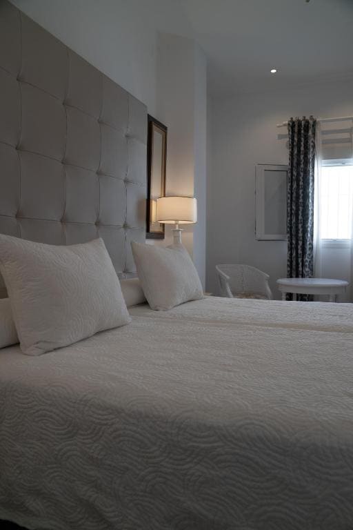 Superior Double Room room - Image 1