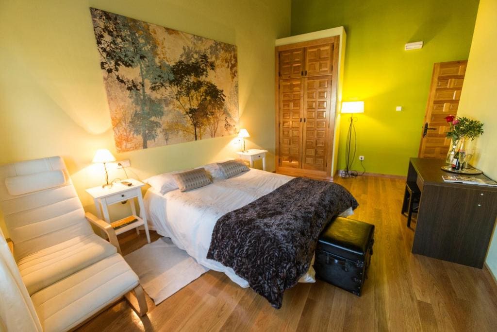 Superior Double Room room - Image 3