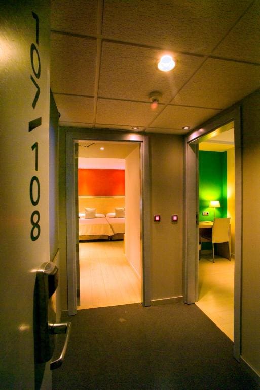Twin Room - Disability Access room - Image 2