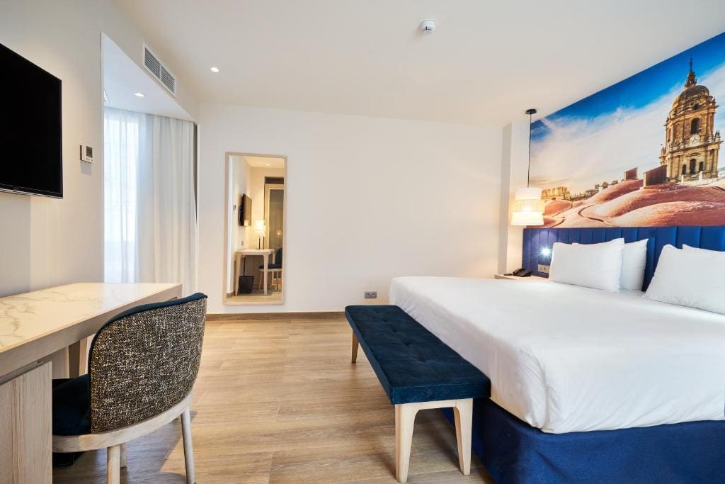 Twin Room with Extra Bed room - Image 1