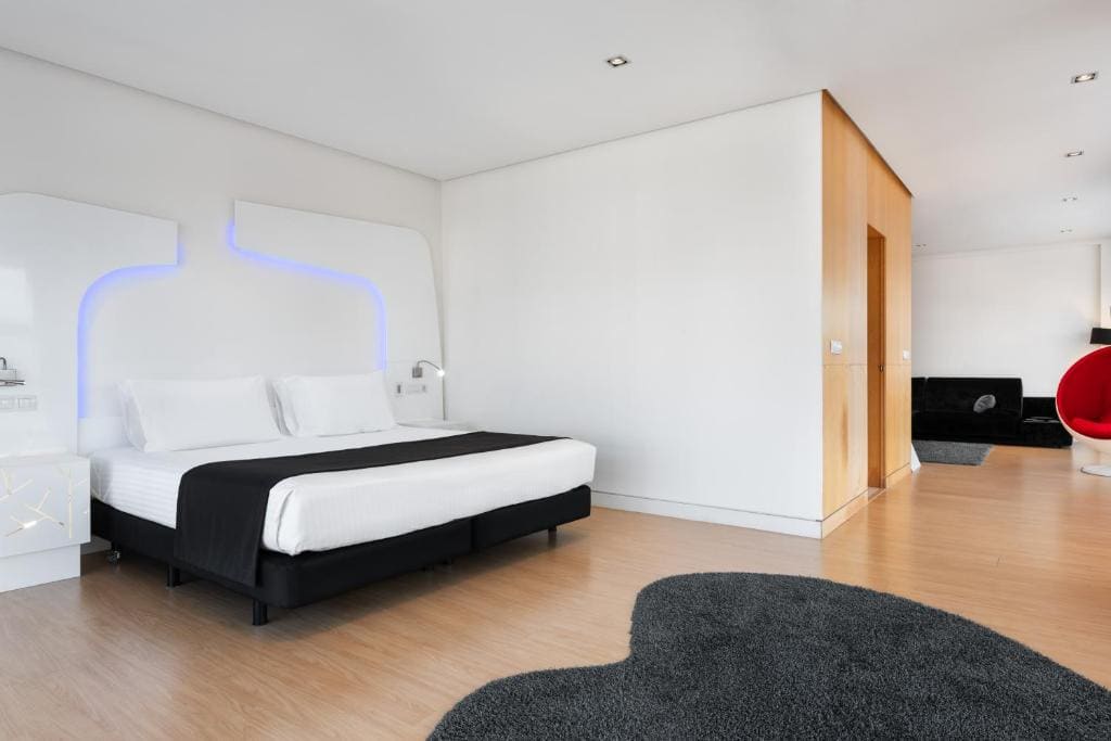 Deluxe Suite room - Image 1