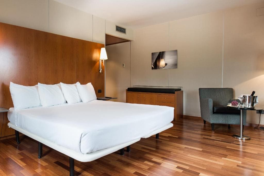 Double or Twin Room room - Image 1