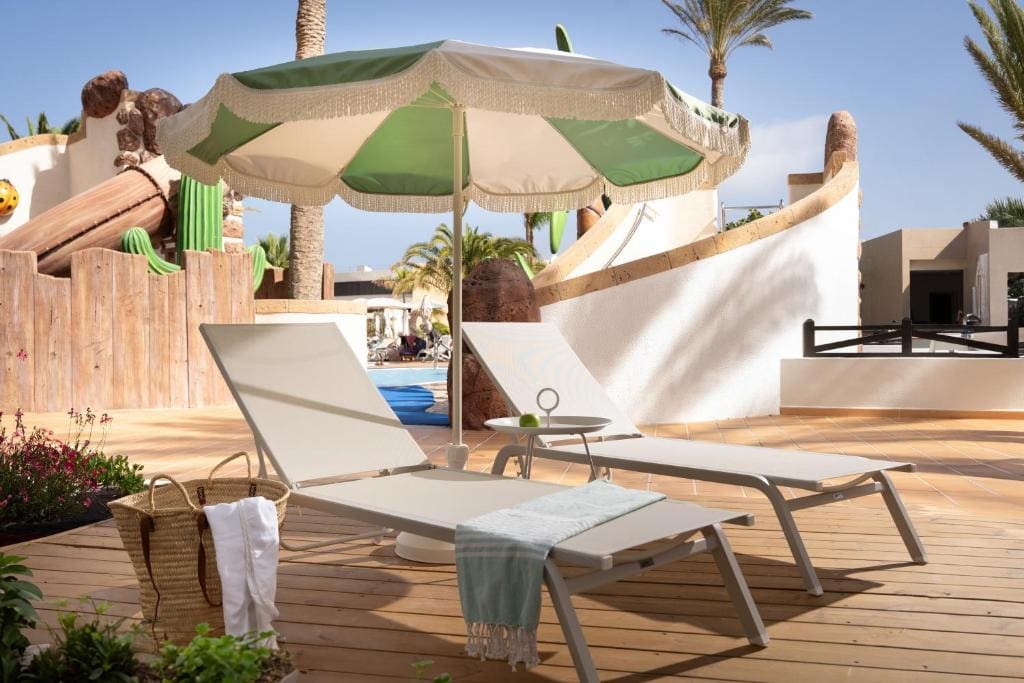 Double Pool Access room - Image 3
