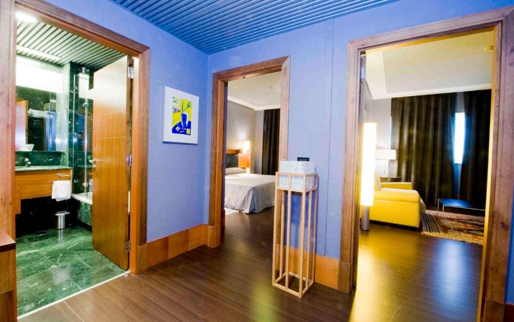 One-Bedroom Apartment room - Image 3
