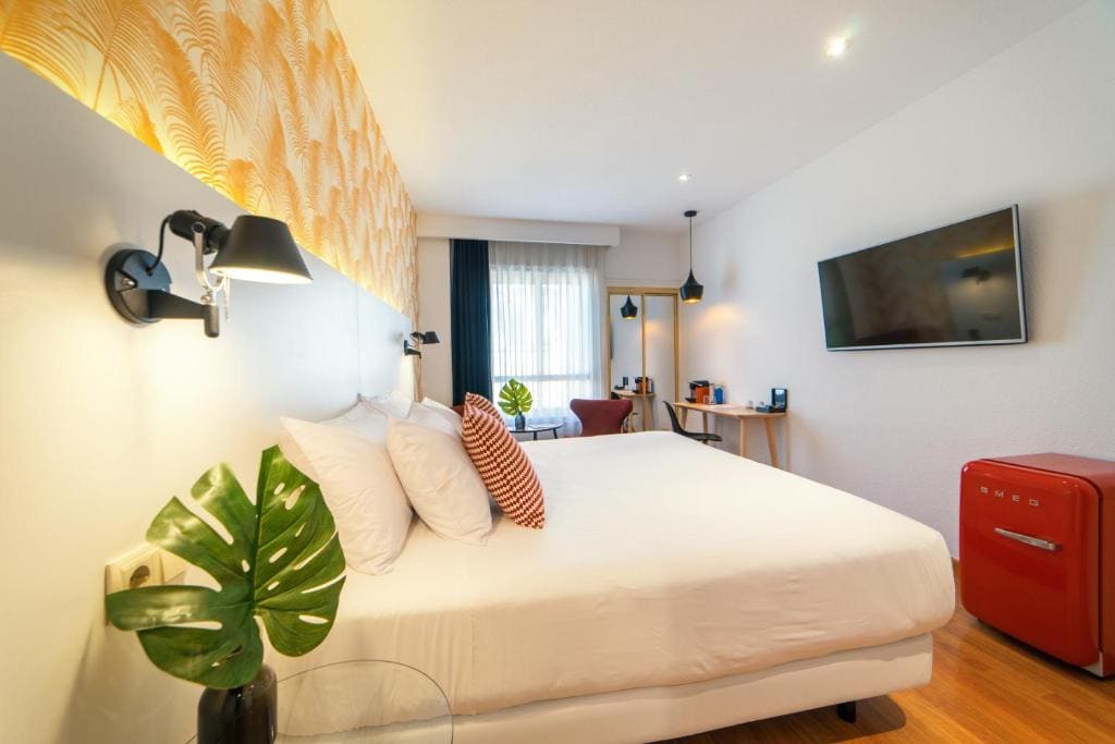 Deluxe Room room - Image 1