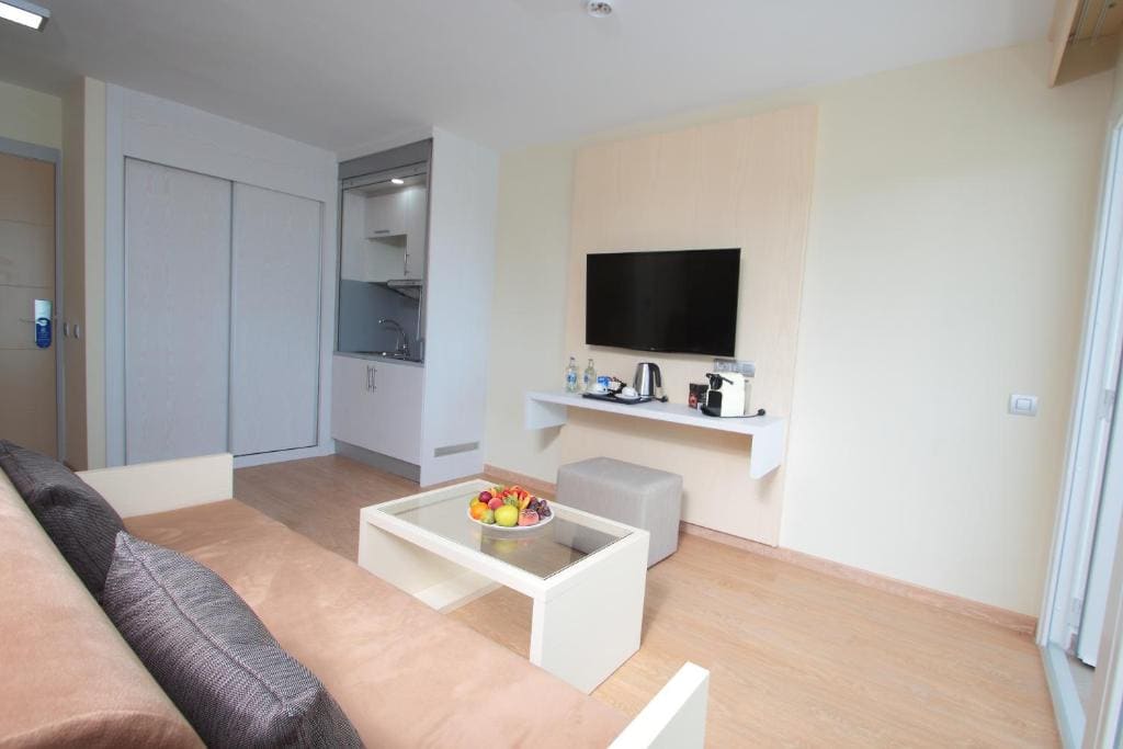 Deluxe Single Room room - Image 2