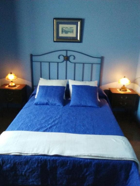 Double Room with Garden View room - Image 3