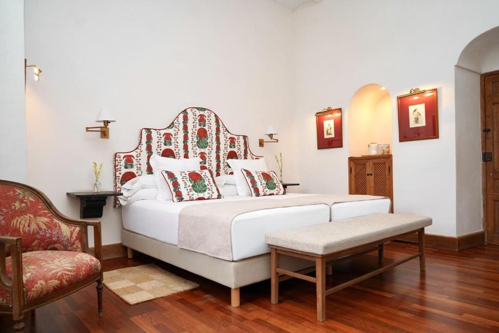 Deluxe Double Room room - Image 1