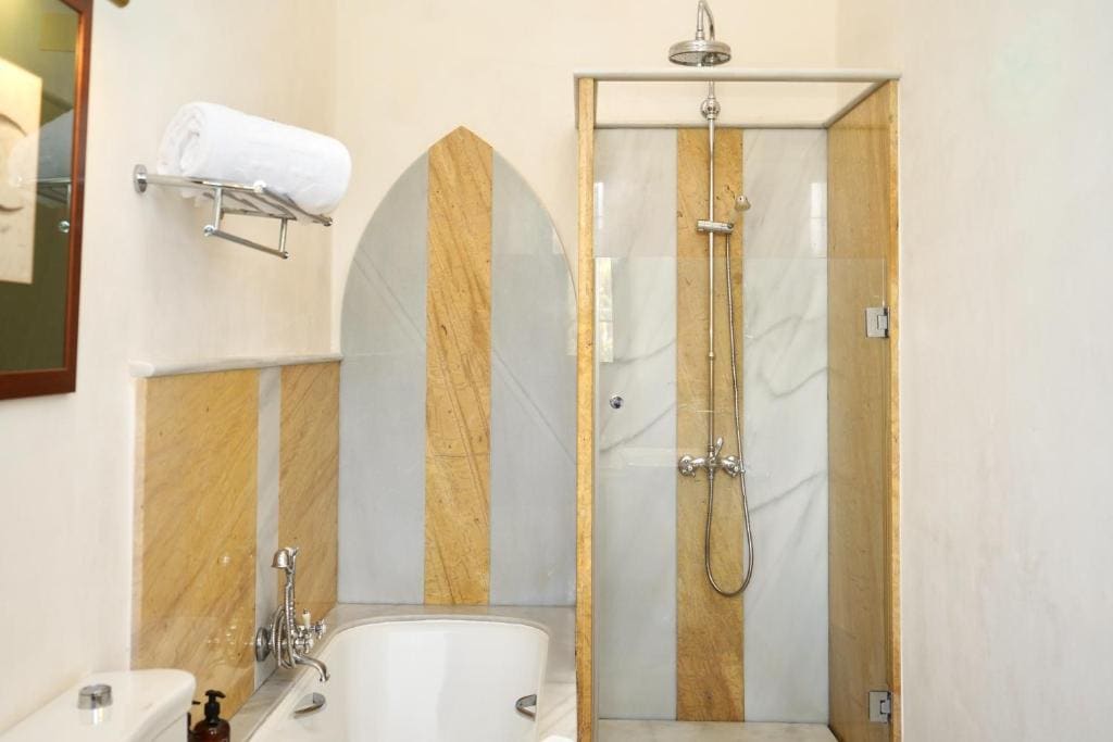 Superior Double Room room - Image 3