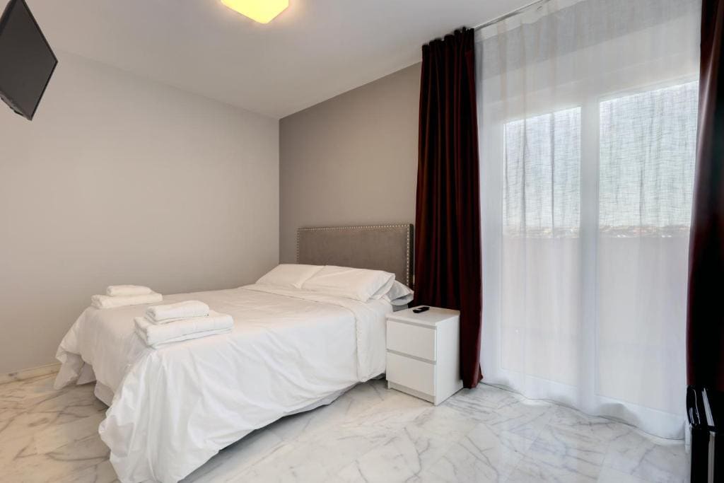 Double Room with Terrace room - Image 3