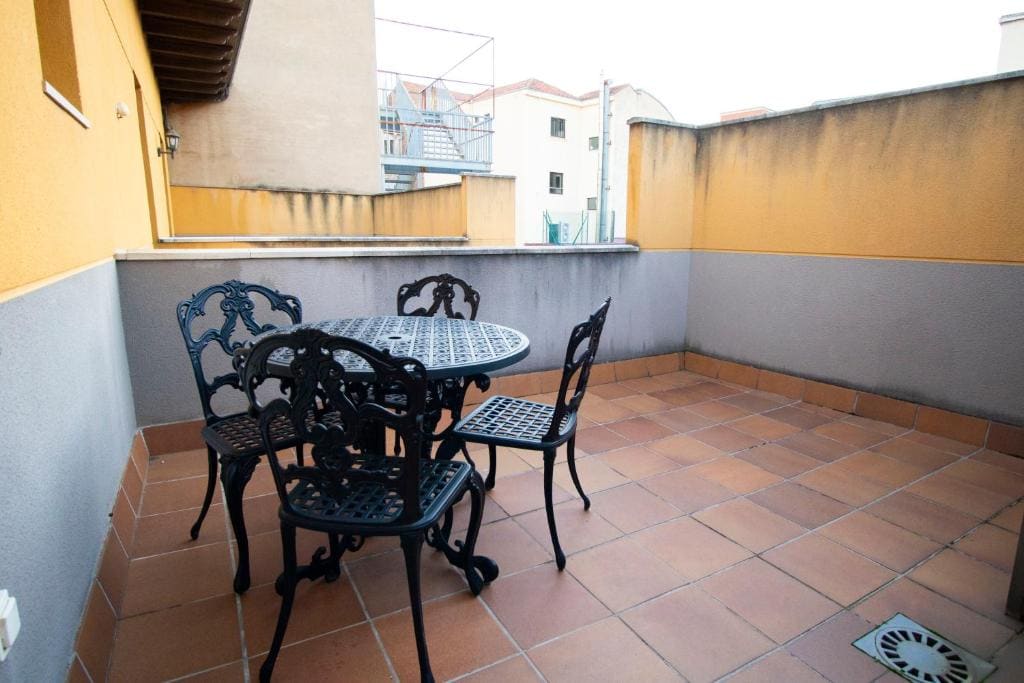 Superior Double or Twin Room with Terrace room - Image 3