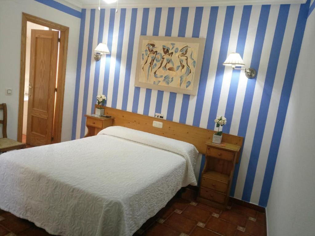 Double or Twin Room room - Image 1