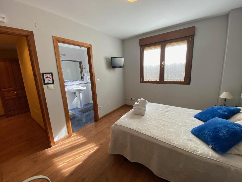 Standard Double Room room - Image 1