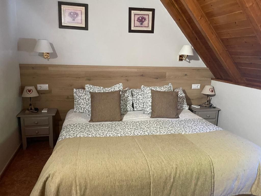 Standard Single Room room - Image 2