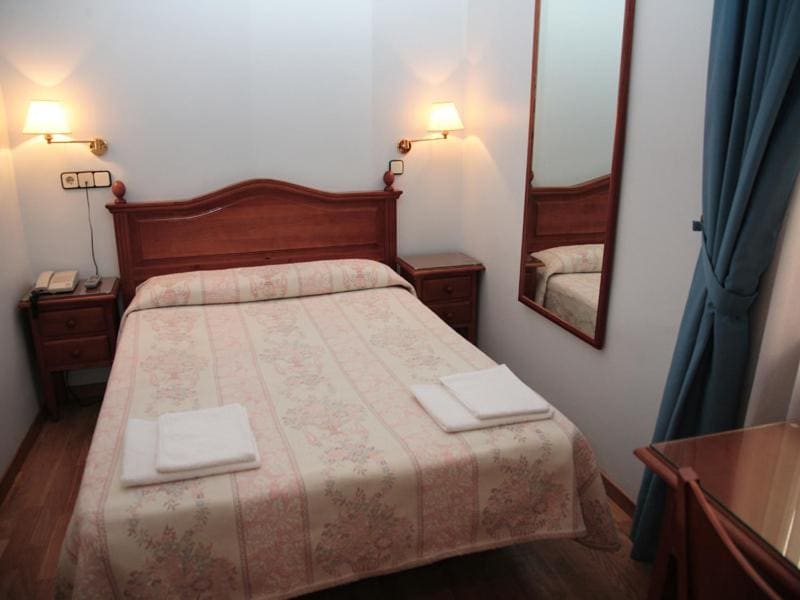 Double Room room - Image 2